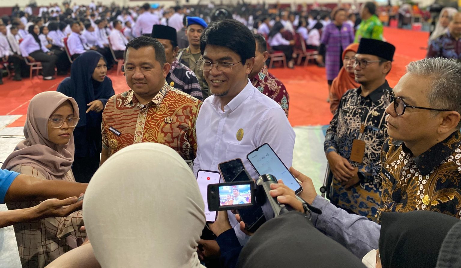 Gambar-WhatsApp-2025-05-22-pukul-18.46.38_4a9d05eb-scaled-e1747915190985-1536x896
